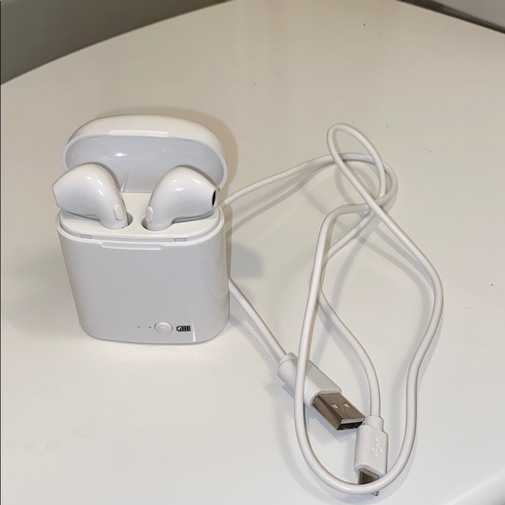 Use ILive Earbuds Wire free